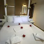 Ξενοδοχείο Kolokotronis & 4*