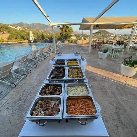 Kolokotronis Hotel & Spa Stoúpa